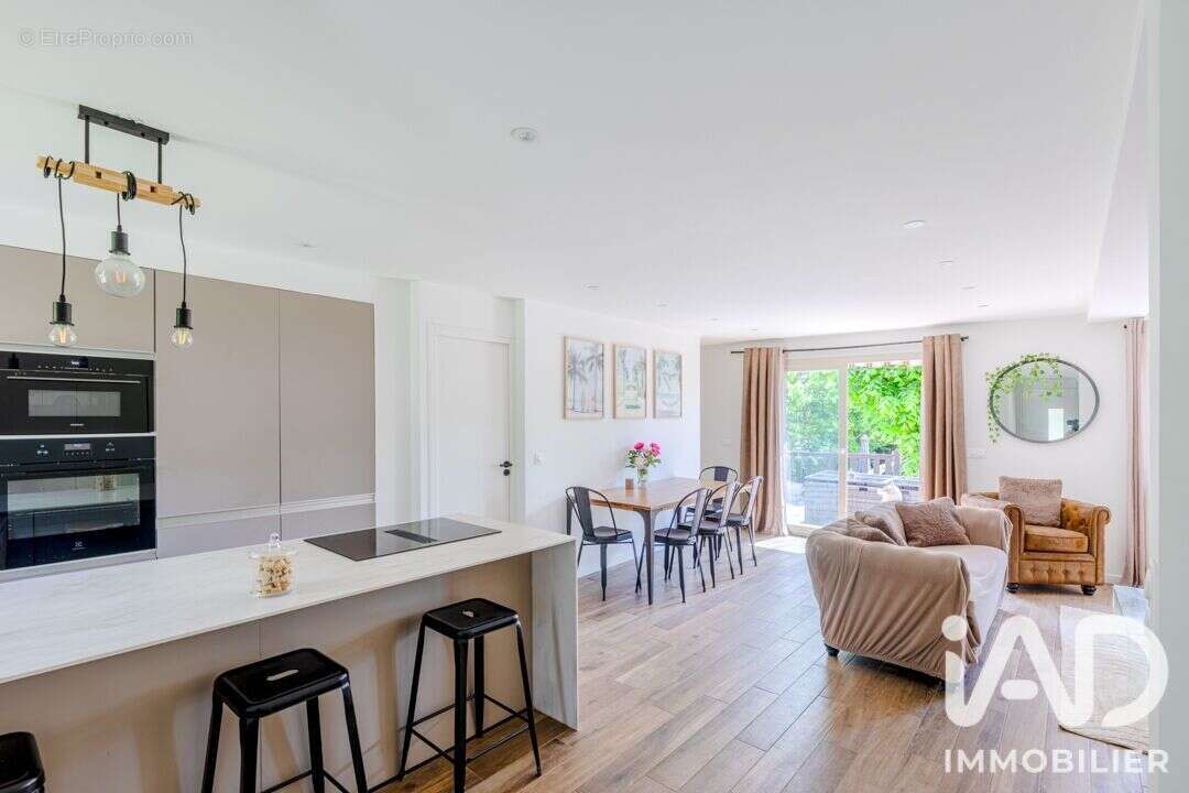Maison 112 m² à Pontoise  - photo 4