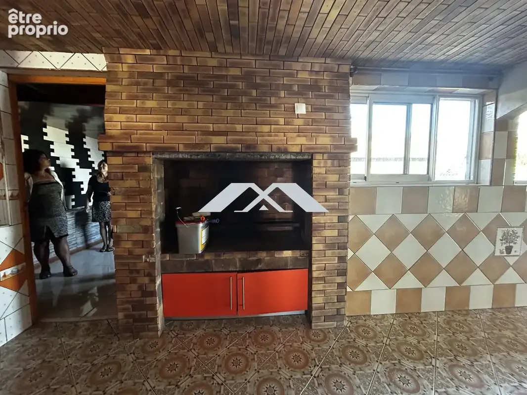 Maison 6 pièces 140 m² à vendre à Saint-Pierre (97418) - photo 5