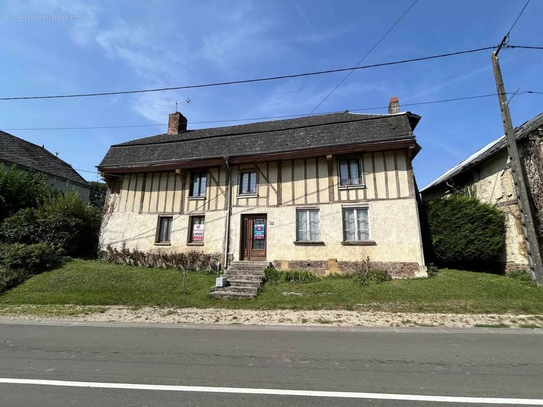 Maison à REMAUCOURT
