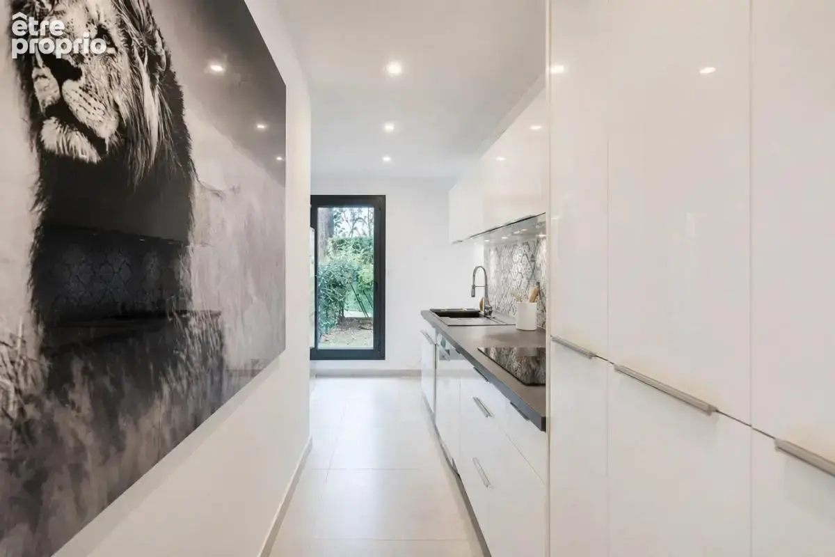 Appartement Saint-Cloud – Val d’Or – 151 m² – 4 chambres – Jardin & terrasse – Parking – Cave - photo 6