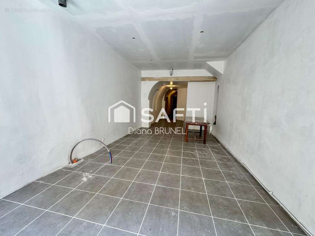 Photo 8 - Appartement à LA TOUR-D&#039;AIGUES