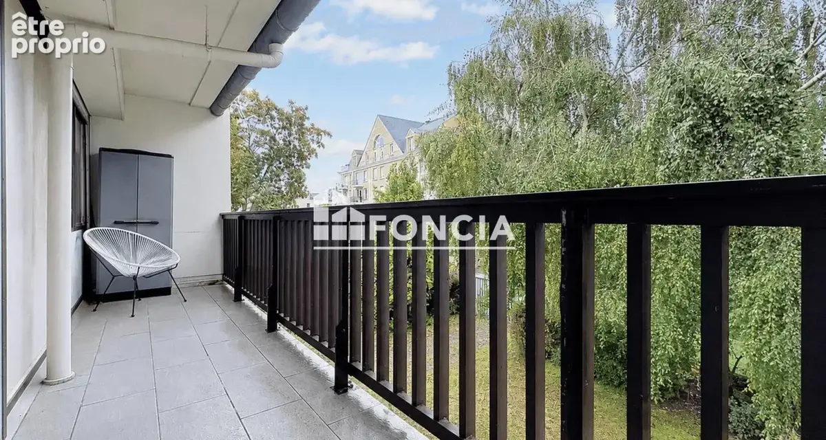 Appartement 2 pièces avec beau balcon et piscine - photo 3