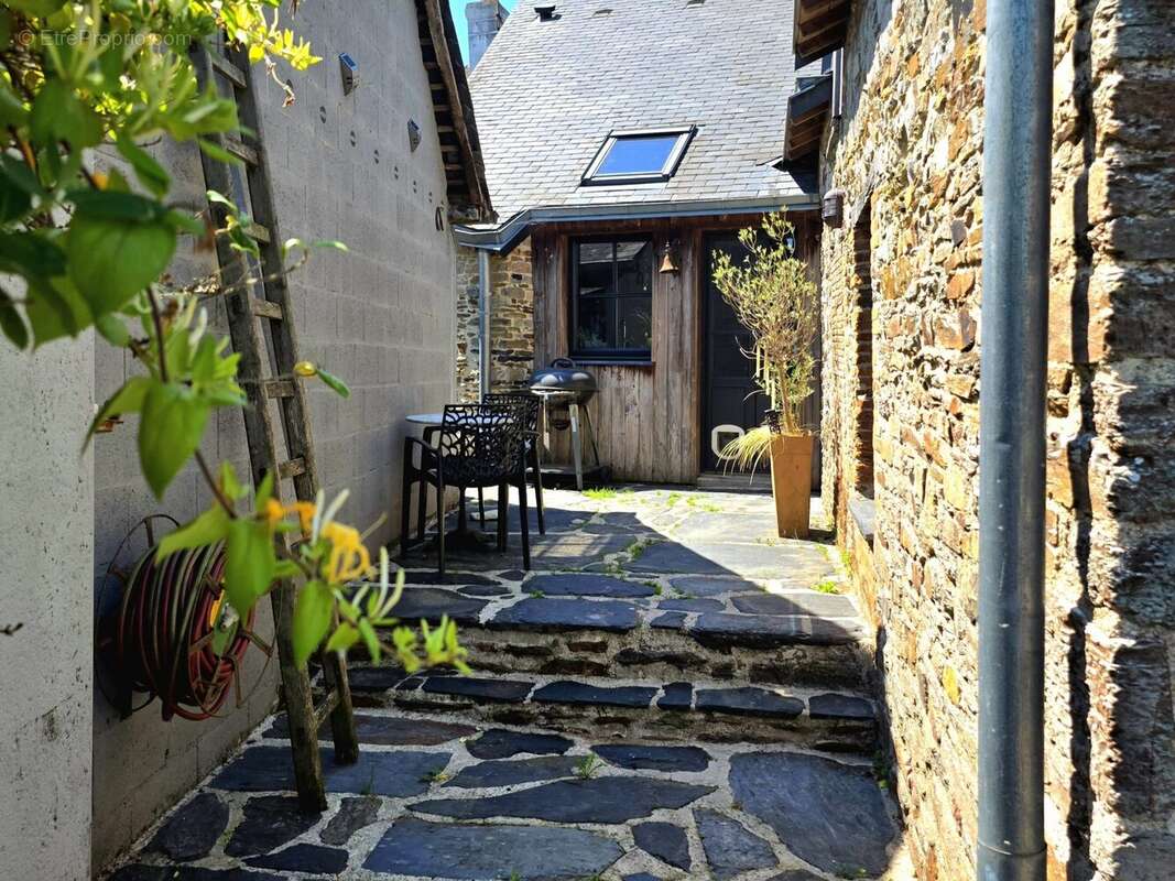 Maison à BAIN-DE-BRETAGNE