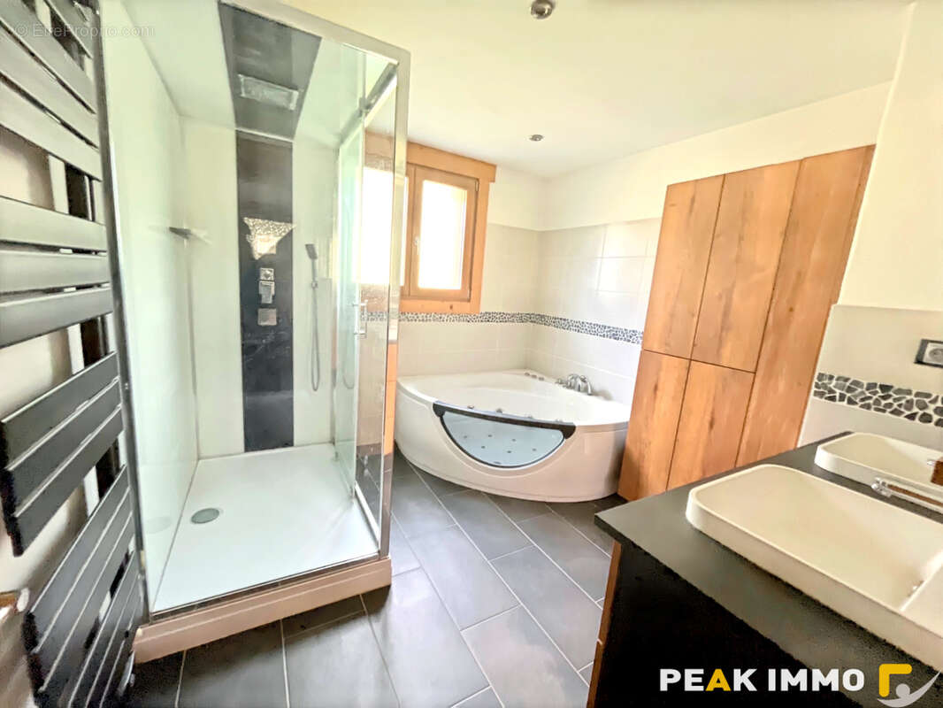 Appartement à SALLANCHES