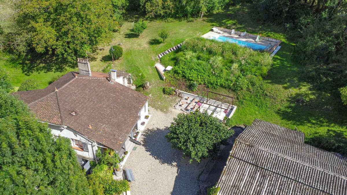Maison à BAGAT-EN-QUERCY