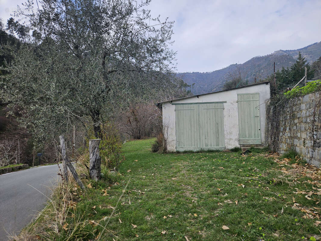 Terrain à LUCERAM