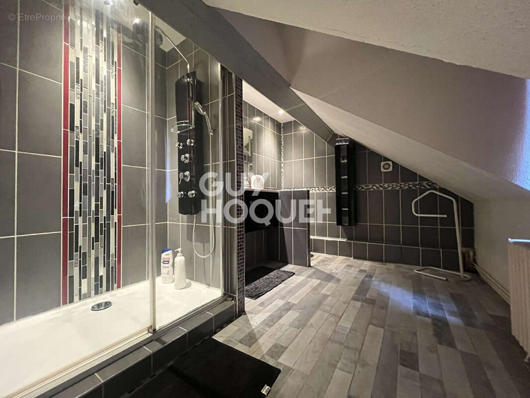 Maison à FONTAINEBLEAU