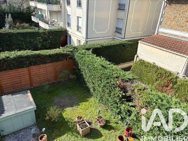 Photo 5 - Appartement à LIVRY-GARGAN