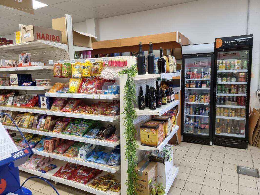 Commerce à LA CHAPELLE-GLAIN