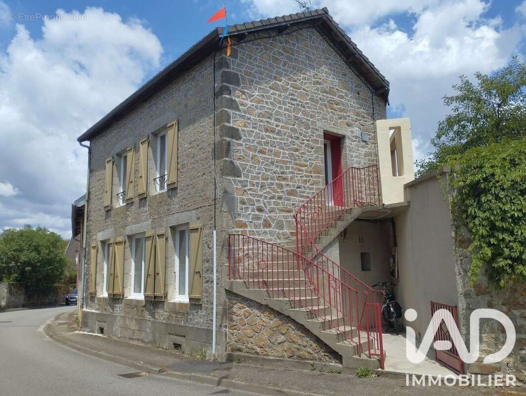 Photo 3 - Appartement à NEUVIC