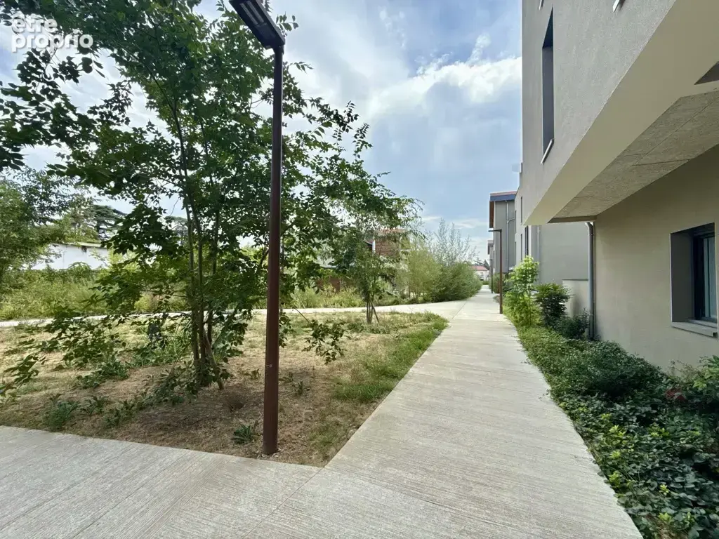 Appartement T3 récent avec deux balcons, garage et ascenseur - photo 29
