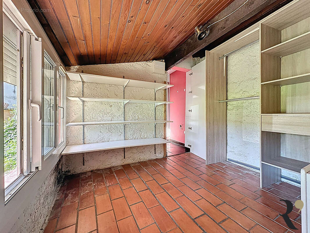 Maison à SAINTE-FOY-D&#039;AIGREFEUILLE