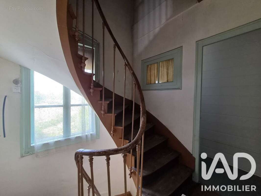 Maison 193 m² à Brioux-Sur-Boutonne  - photo 9