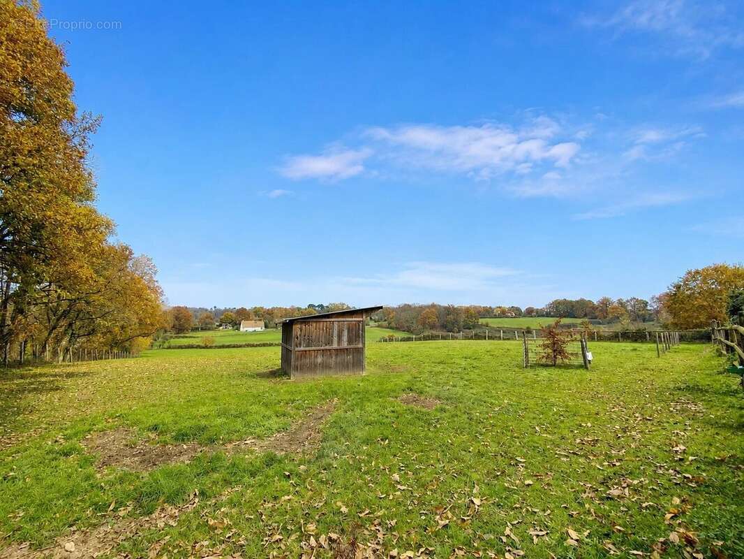 Propriété de 14 hectares dans la Sarthe - photo 3