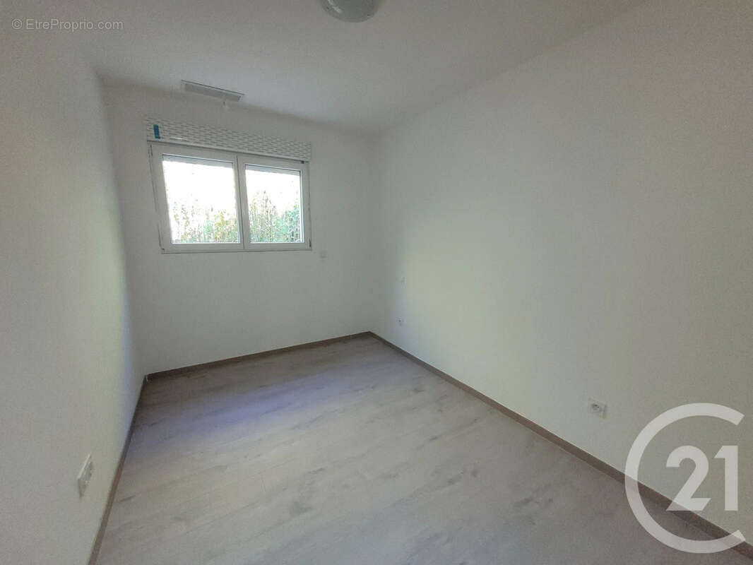 Maison 87 m² à Graulhet  - photo 8