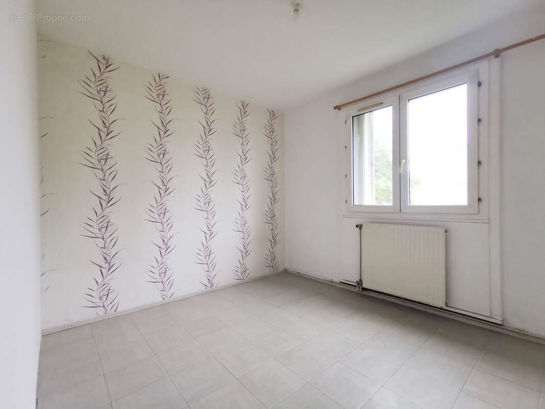 Appartement à LA CHAPELLE-SAINT-LUC