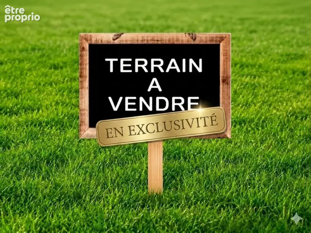 Terrain à MONTROY