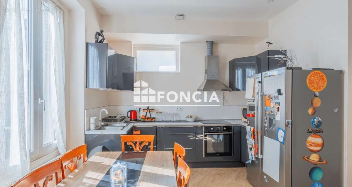 Appartement à SAINT-DENIS