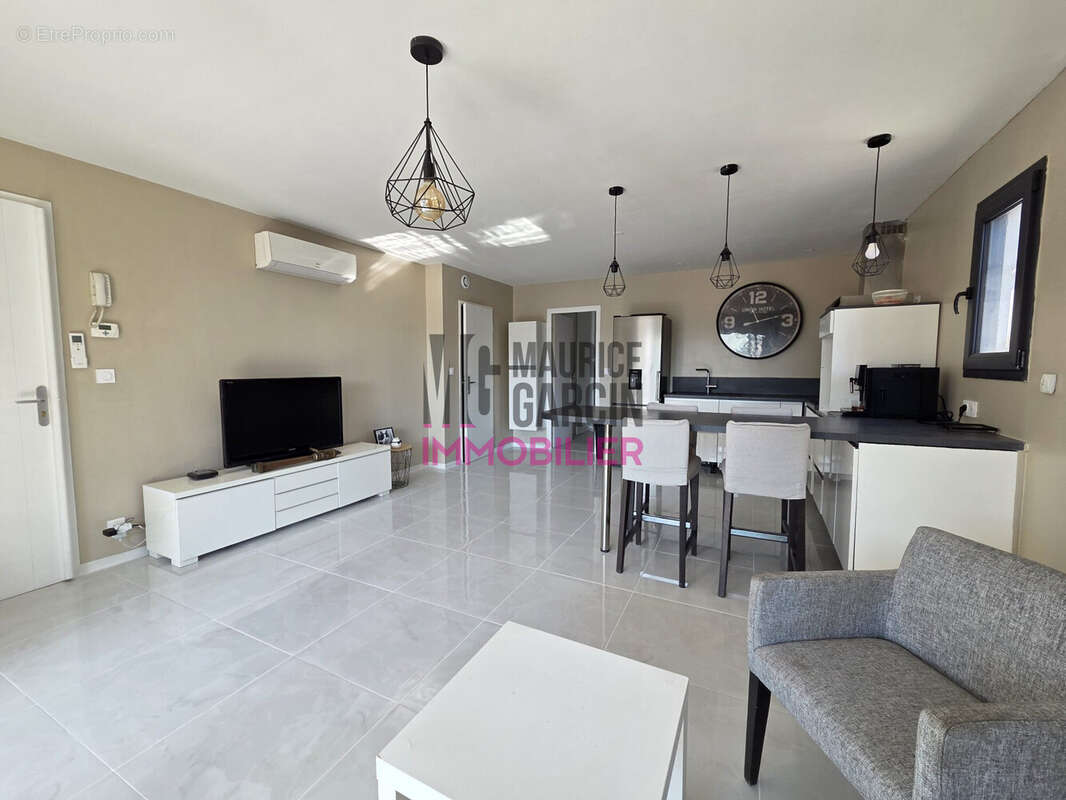 Appartement à L'ISLE-SUR-LA-SORGUE