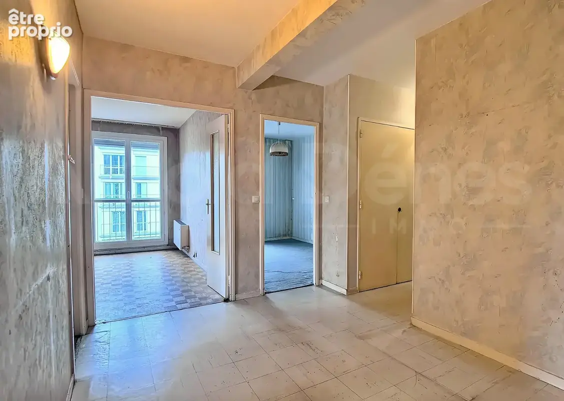 Rennes   Sainte-Thérèse / Le Blosne : appartement à rénover, beau potentiel pour habiter ou investir - photo 2