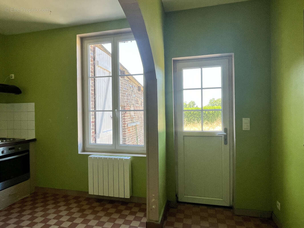 Maison bourgeoise en briques avec dépendance, jardin 1900m2 et fort potentiel- Proche VIMOUTIERS - photo 10