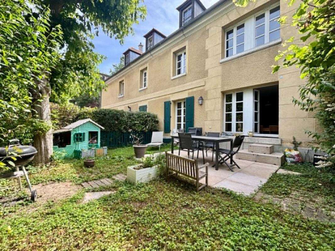 Maison à SAINT-GERMAIN-EN-LAYE