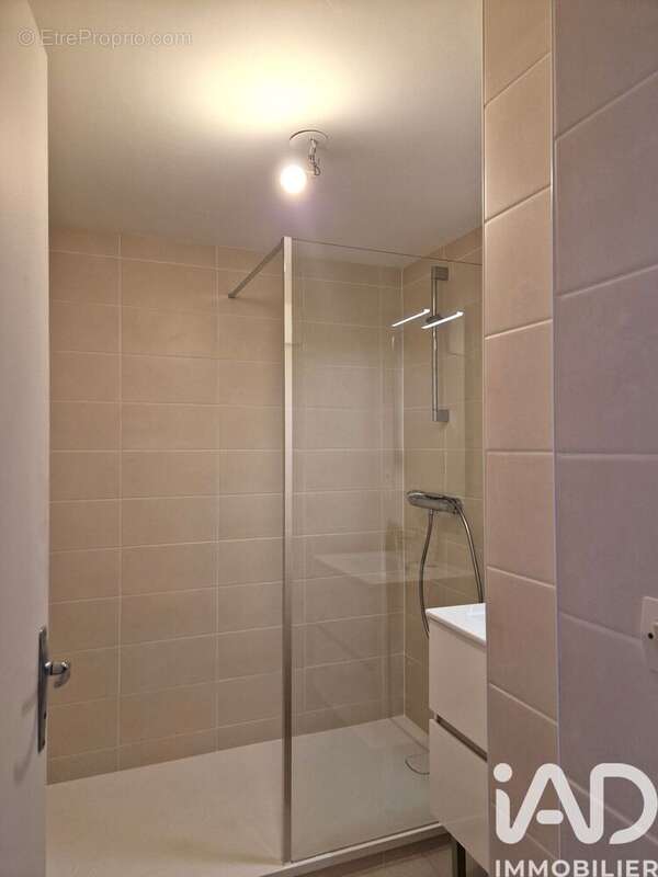 Photo 7 - Appartement à ANDREZIEUX-BOUTHEON