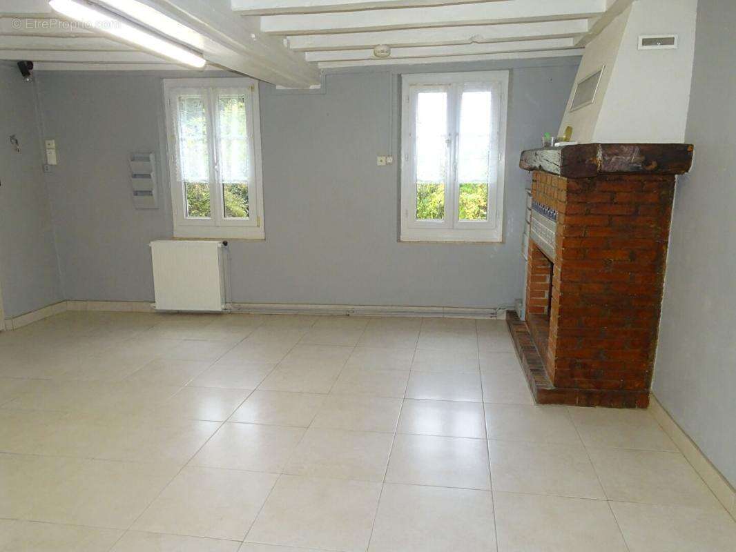 Maison à NEVOY