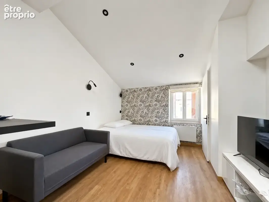 Studio entièrement refait à neuf, meublé et équipé, au calme - photo 4