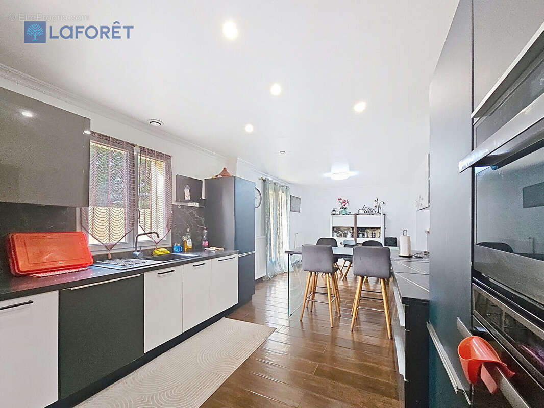 Maison à LAGNY-SUR-MARNE