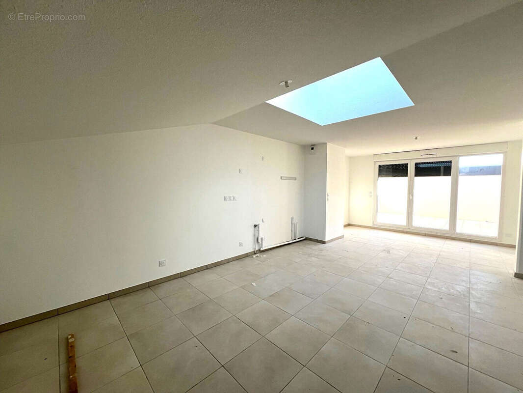 Appartement 5 pièce(s) 106 m2 - photo 2