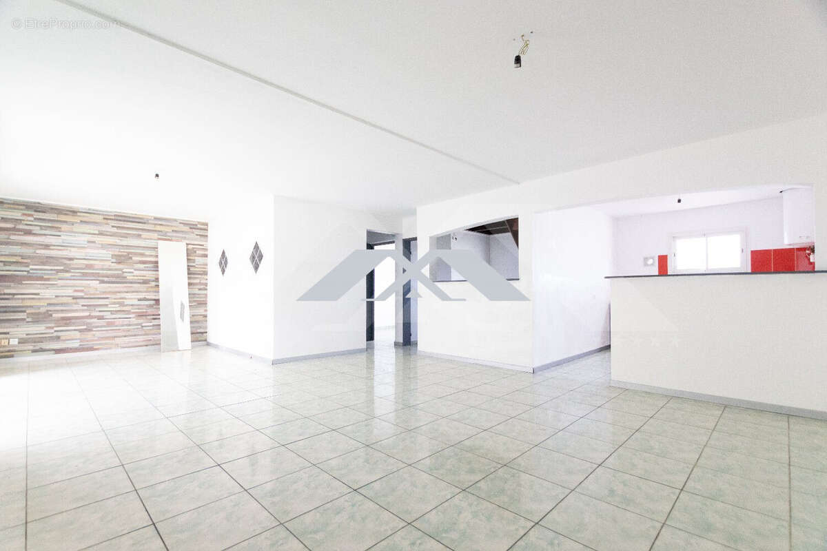 Maison à SAINT-JOSEPH