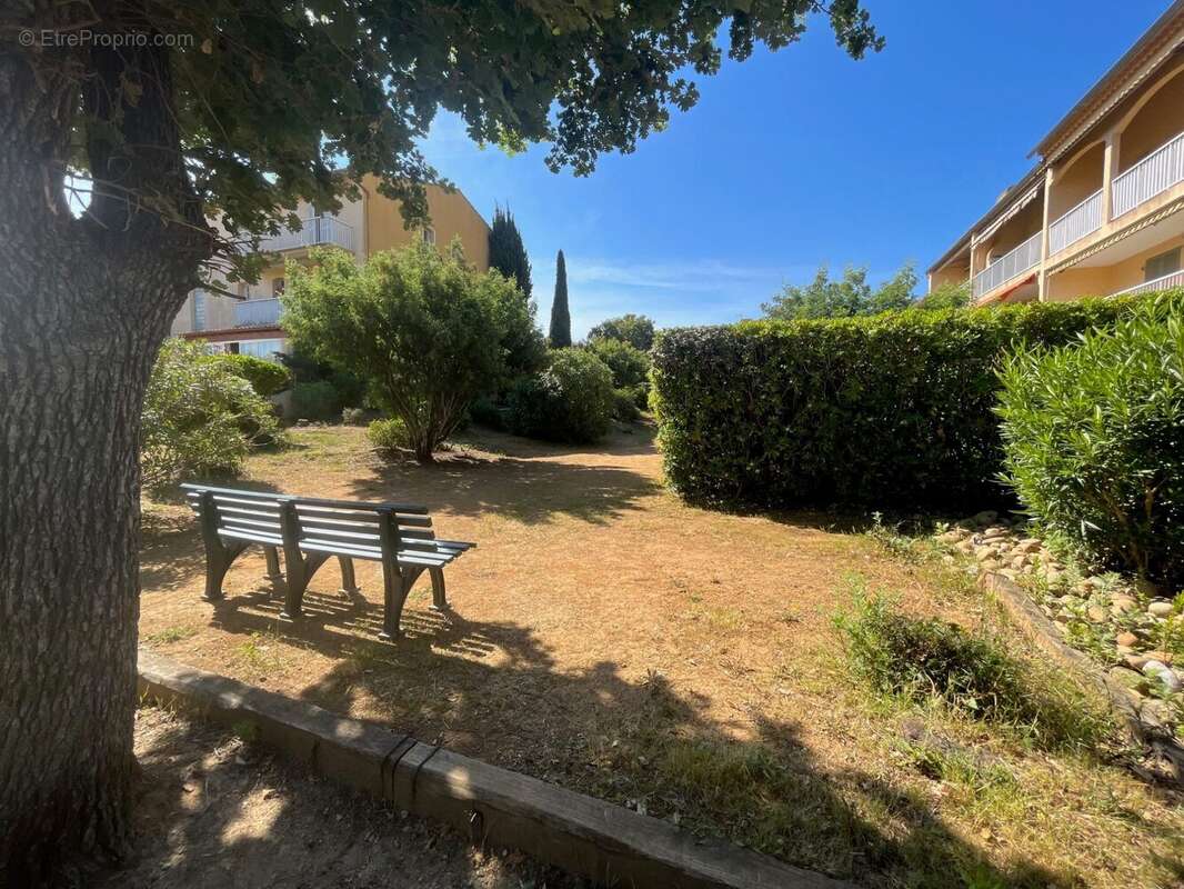 Appartement à LA CROIX-VALMER