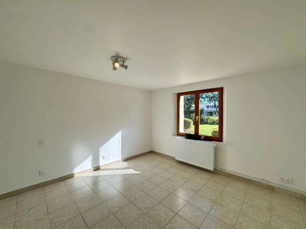 Maison à LA FERTE-GAUCHER