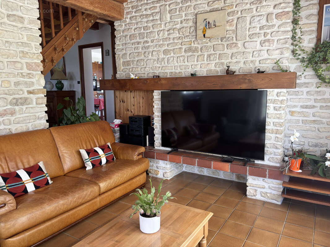 Maison à AIGREFEUILLE-D'AUNIS