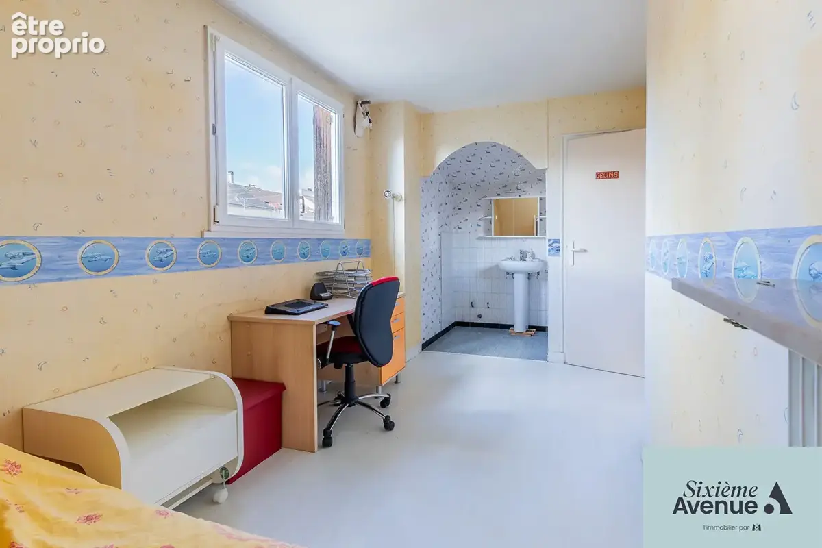 Maison familiale de 451m² à Chilly-Mazarin - photo 13