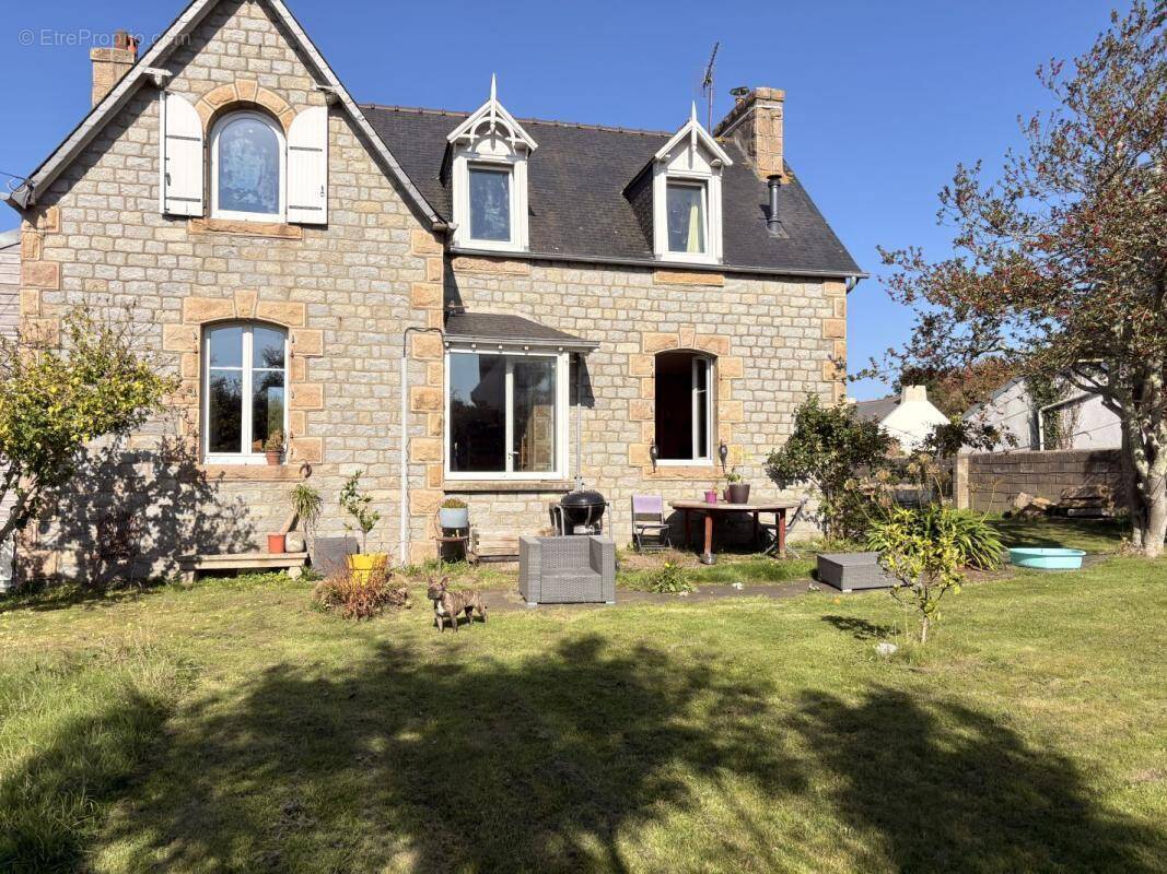 Maison à TREBEURDEN