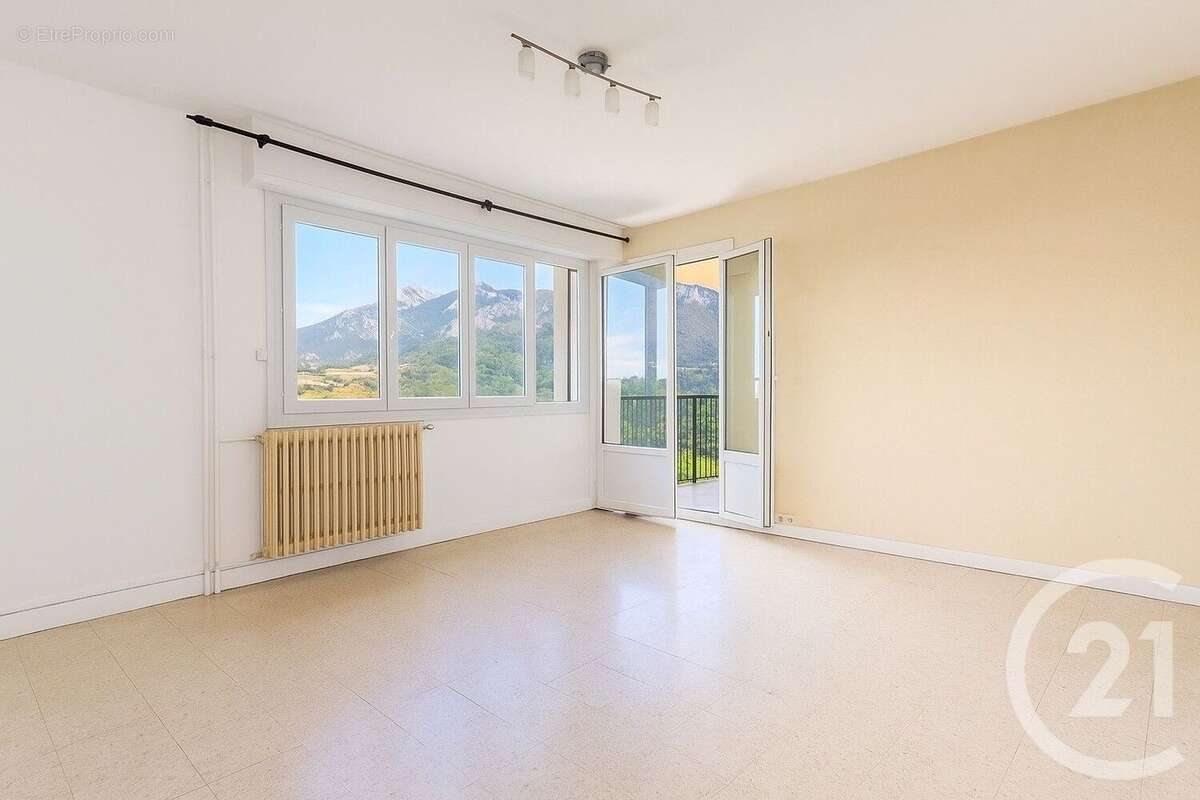 Appartement à MENTON