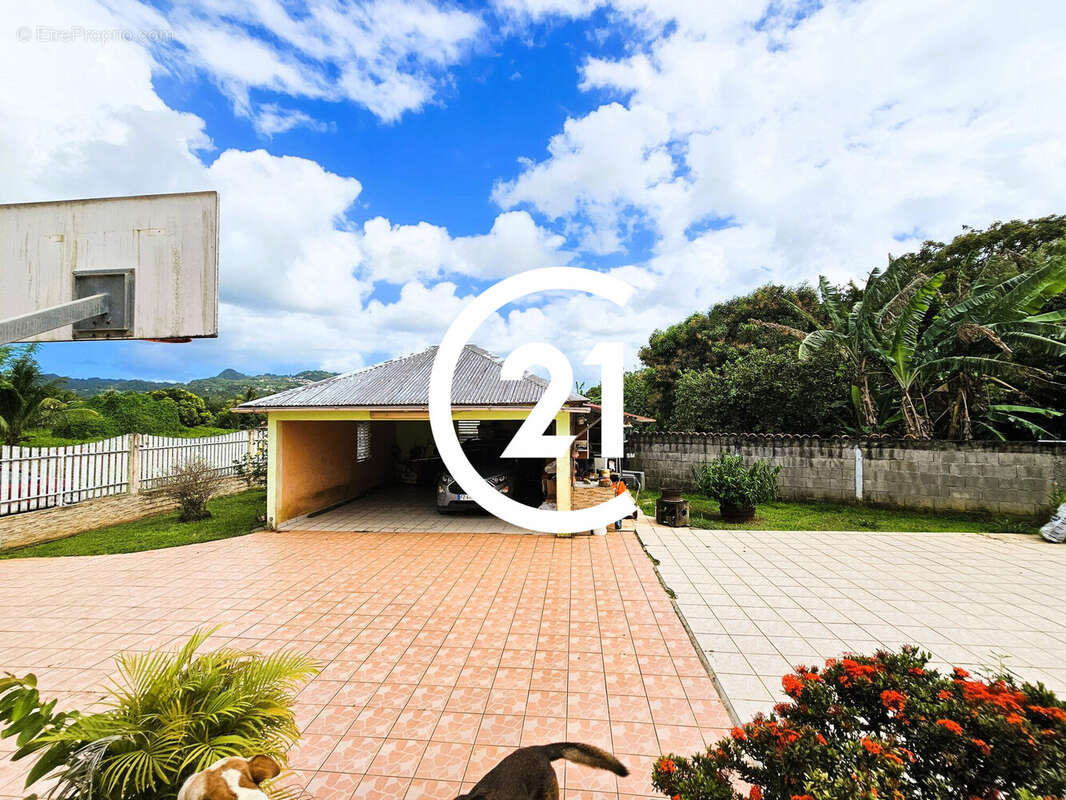 Maison à LE LAMENTIN