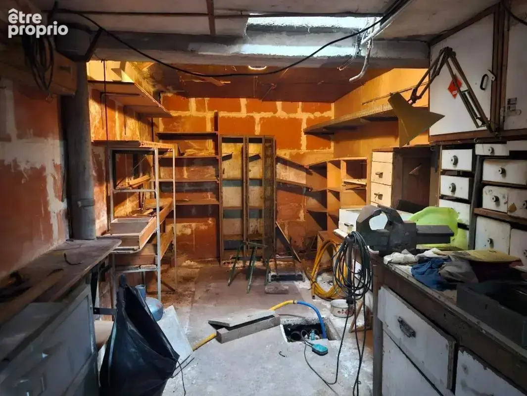Maison à rénover – 2 chambres - Extérieurs - Garage - Pont-du-Château (63) - photo 15