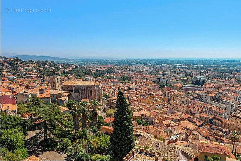 T4 à Hyères investissement locatif - photo 2