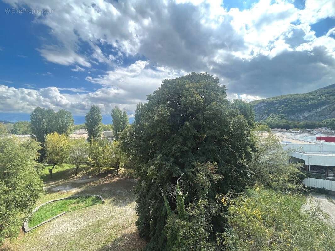 Appartement à FONTAINE