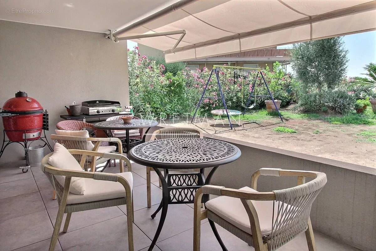 Appartement à VENCE