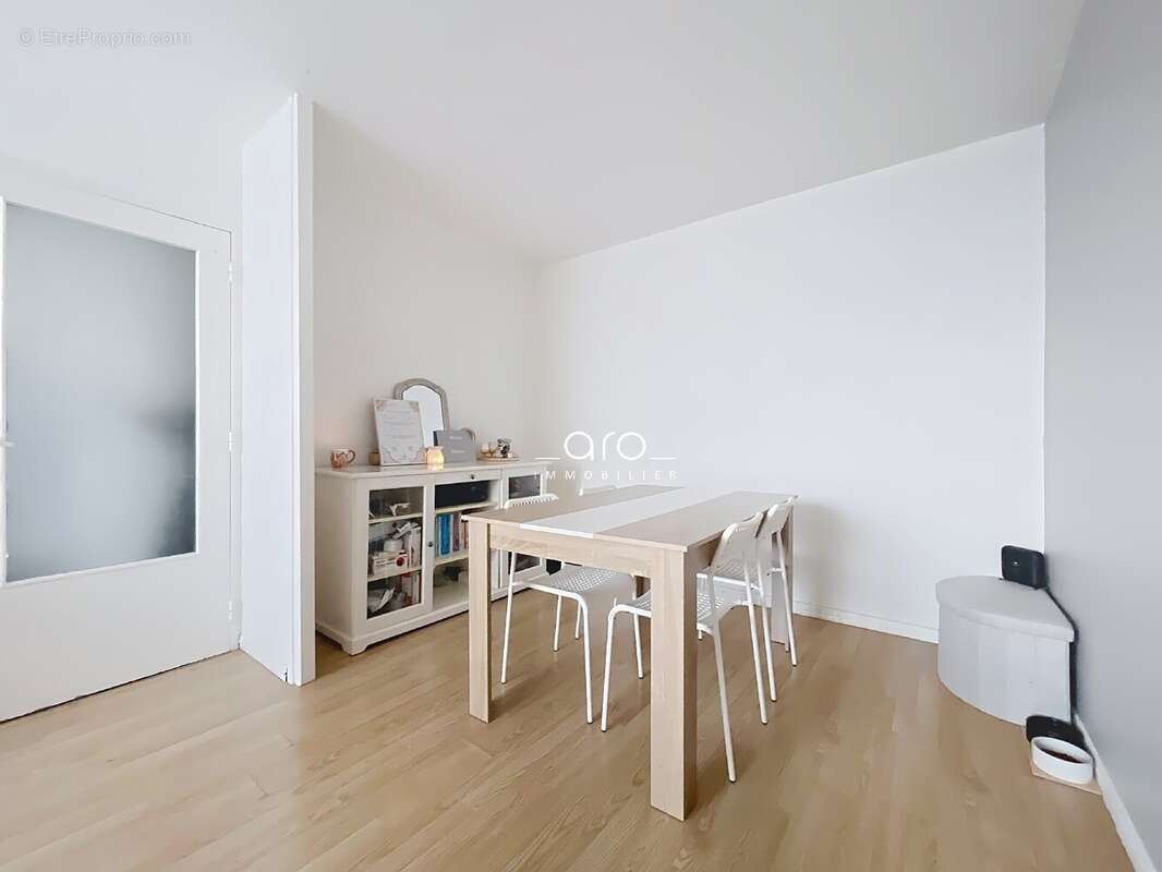 Appartement 55 m² à Mons-En-Baroeul  - photo 2