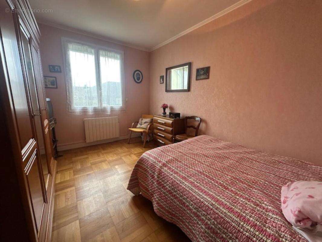 Maison 75 m² à Voves  - photo 6