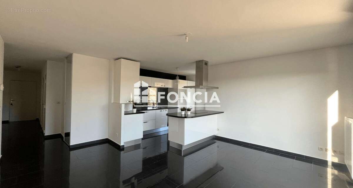 Appartement à BOURGOIN-JALLIEU