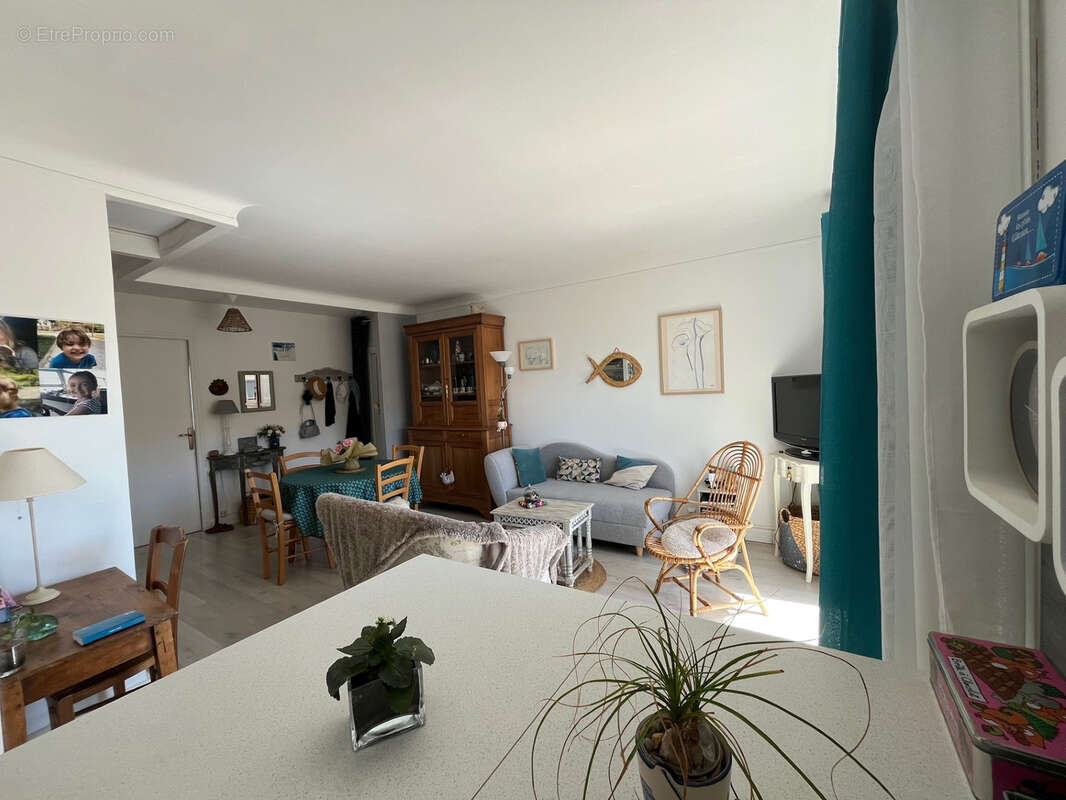 Appartement à FLEURY