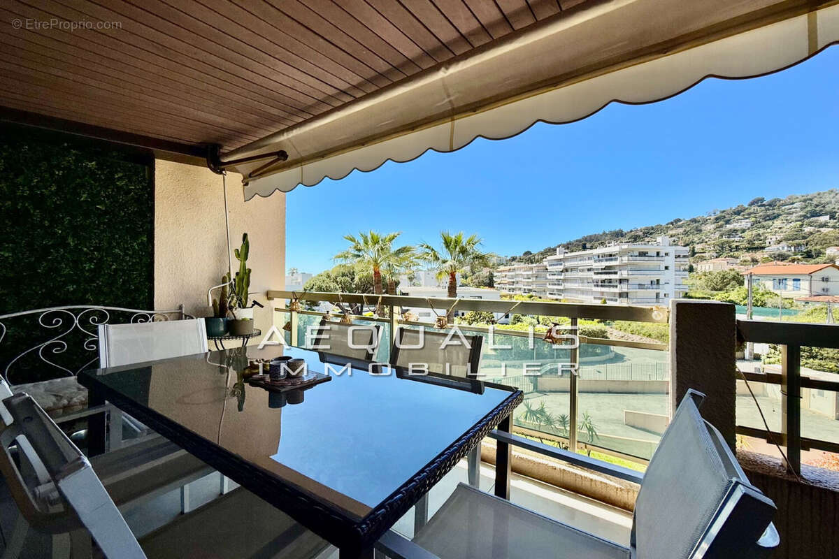 Appartement à VALLAURIS