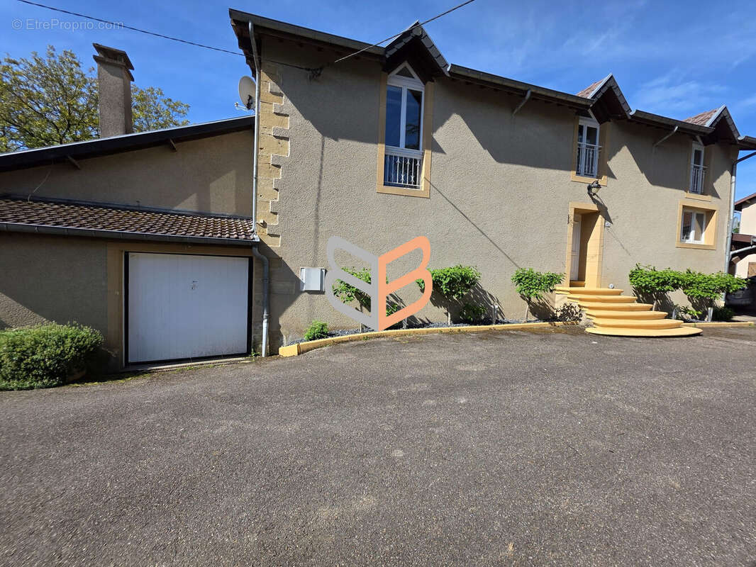 Maison à BRIEY