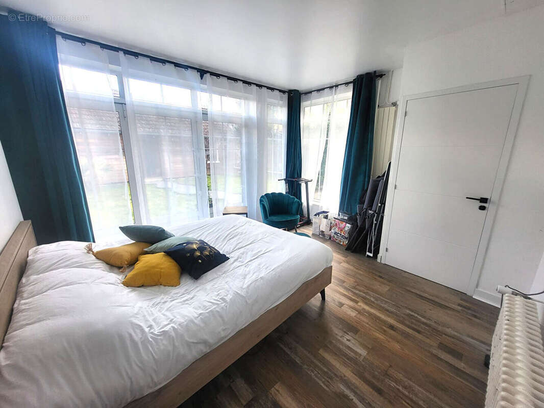 Maison à COUILLY-PONT-AUX-DAMES